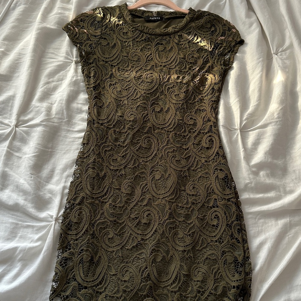 green lace dress